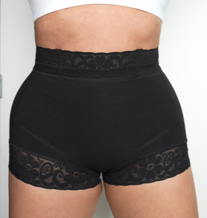 PEANUTBODY Short Panty Invisible Girdle Panty-Buttocks Lift Womenswear Ref. 16009-1